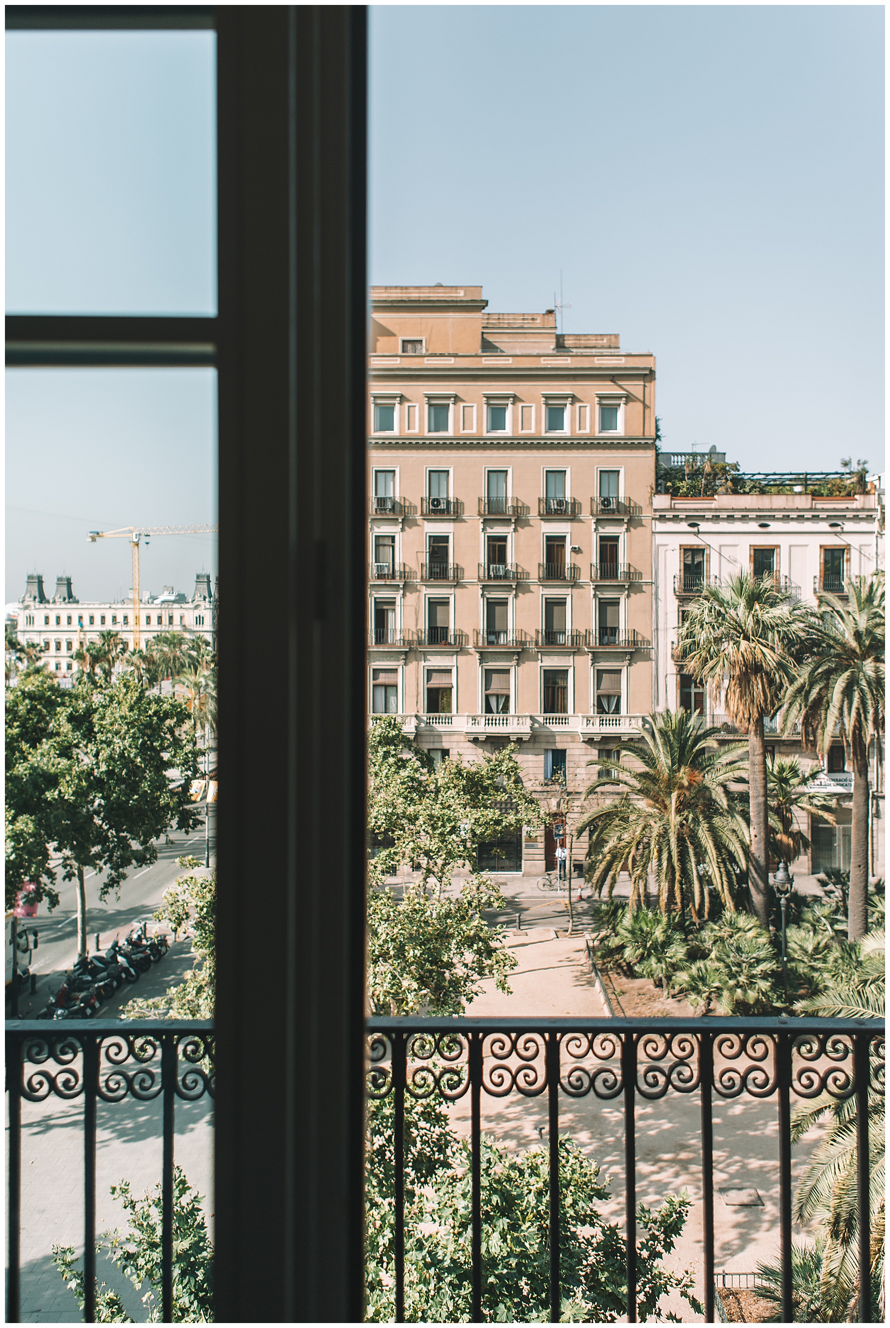 John Philp Thompson Menswear Travel Blogger Barcelona Spain