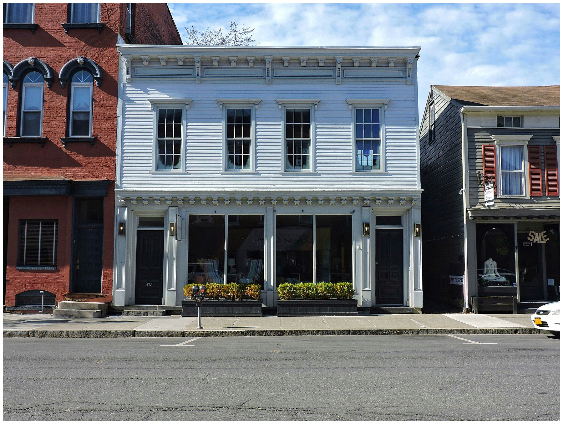 John Philp Thompson Travel blogger Influencer Upstate New York Beacon Hudson 